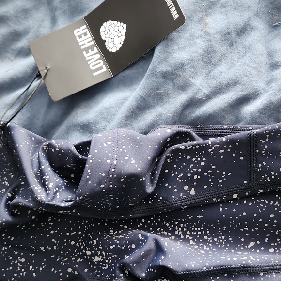 NWT Reflective Galaxy Detail Compression 7/8 Length Leggings - Silver on Navy - Picture 5 of 9